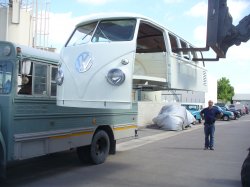 VW Bus Rv (15).JPG